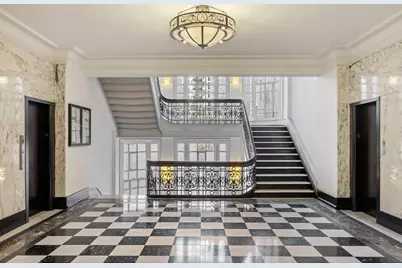 2109 Broadway #10104, New York City, NY 10023 - Photo 15