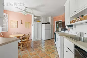 162-01 Powells Cove Blvd, New York City, NY 11357 - Photo 5