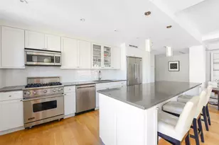 200 E 66th St, New York City, NY 10065 - Photo 7