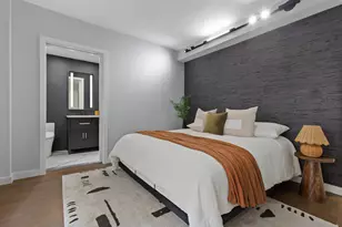 40 W 55th St, New York City, NY 10019 - Photo 7