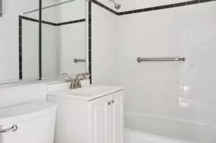 137 Barrow St, New York City, NY 10014 - Photo 11