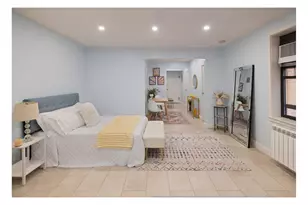 25 Indian Rd, New York City, NY 10034 - Photo 3