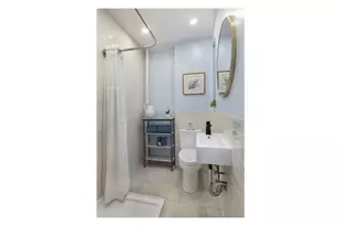 25 Indian Rd, New York City, NY 10034 - Photo 5
