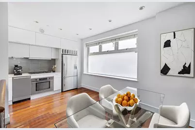 129 Metropolitan Avenue #1B, New York City, NY 11211 - Photo 1