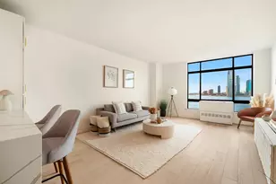 350 Albany St, New York City, NY 10280 - Photo 1