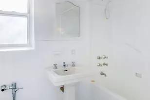 474 W 238th St, New York City, NY 10463 - Photo 7