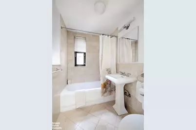 245 E 72nd Street #11A, New York City, NY 10021 - Photo 11