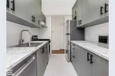 645 W 239th Street #6C, New York City, NY 10463 - Photo 7