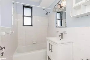 645 W 239th St, New York City, NY 10463 - Photo 11
