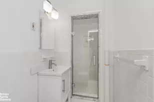 645 W 239th St, New York City, NY 10463 - Photo 9