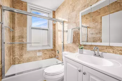 2025 Broadway #18D, New York City, NY 10023 - Photo 5