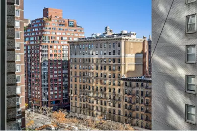 155 W 68th Street #1516, New York City, NY 10023 - Photo 3