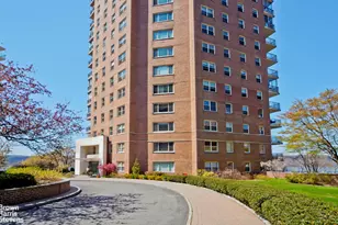 2621 Palisade Ave, New York City, NY 10463 - Photo 17