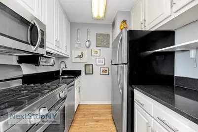 245 E 54th Street #17G, New York City, NY 10022 - Photo 3