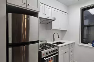 46 W 65th St, New York, NY 10023 - Photo 3