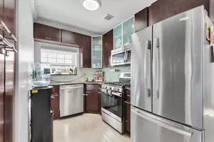 1980 E 8th St, New York City, NY 11223 - Photo 19