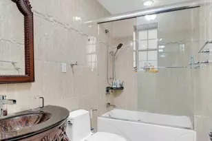 1980 E 8th St, New York City, NY 11223 - Photo 7