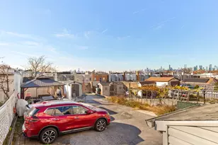 58-40 61st St, Maspeth, NY 11378 - Photo 17