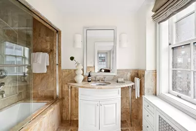 447 E 57th Street #14, New York City, NY 10022 - Photo 9