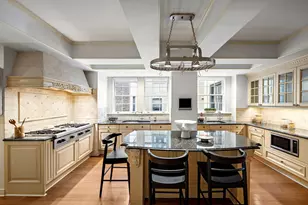447 E 57th St, New York City, NY 10022 - Photo 3
