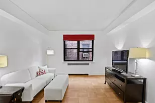 349 E 49th St, New York City, NY 10017 - Photo 3