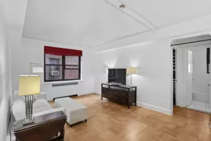 349 E 49th St, New York City, NY 10017 - Photo 5