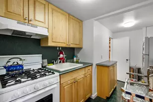 350 E 62nd St, New York City, NY 10021 - Photo 5