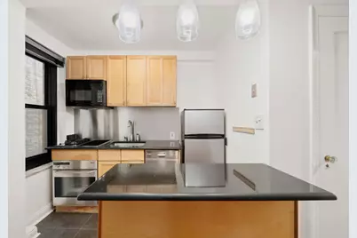 300 W 23rd Street #4L, New York City, NY 10011 - Photo 3
