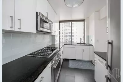 300 E 64th Street #9-A, New York City, NY 10065 - Photo 5