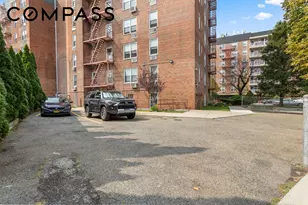 68-15 Selfridge St, New York City, NY 11375 - Photo 11