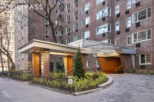 345 W 58th St, New York, NY 10019 - Photo 11