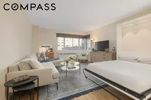 345 W 58th St, New York City, NY 10019 - Photo 3