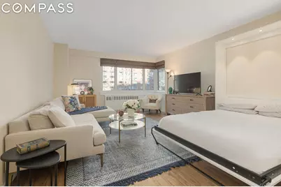 345 W 58th Street #4Y, New York City, NY 10019 - Photo 3