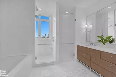 200 E 83rd Street #30B, New York City, NY 10028 - Photo 13