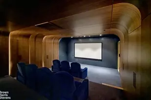 200 E 83rd St, New York City, NY 10028 - Photo 47