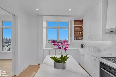 200 E 83rd Street #30B, New York City, NY 10028 - Photo 9