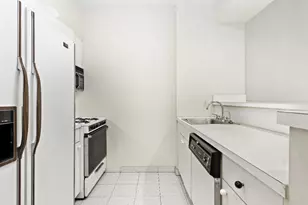 140 W 23rd St, New York, NY 10011 - Photo 3