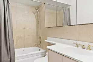 140 W 23rd St, New York, NY 10011 - Photo 5