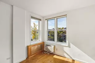 34-25 150th Pl, New York City, NY 11354 - Photo 13