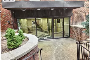 1725 Edison Ave, New York City, NY 10461 - Photo 13