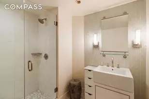 357 W 12th St, New York, NY 10014 - Photo 11