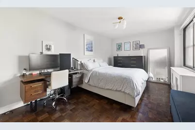 233 E 69th Street #9-J, New York City, NY 10021 - Photo 7