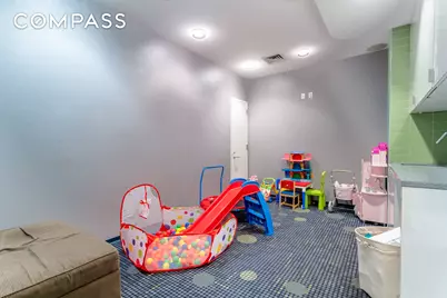 524 E 72nd Street #31F, New York, NY 10021 - Photo 13