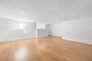 307 W 29th St, New York, NY 10001 - Photo 7