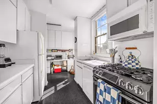 500 E 83rd St, New York City, NY 10028 - Photo 3