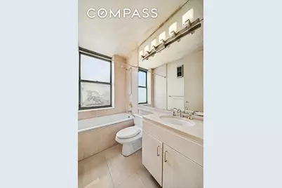 21 S End Avenue #528, New York City, NY 10280 - Photo 5