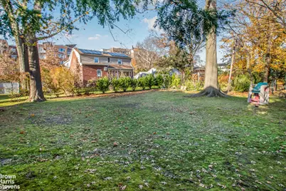 617 W 227th Street, New York City, NY 10463 - Photo 21