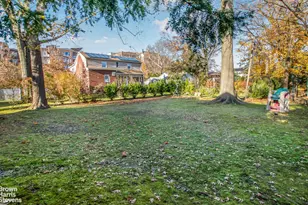 617 W 227th St, New York City, NY 10463 - Photo 21