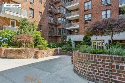 9511 Shore Road #609, New York City, NY 11209 - Photo 15