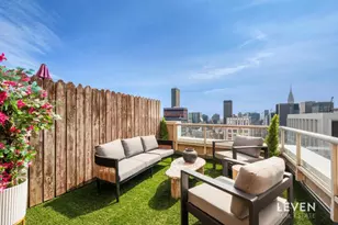 235 E 55th St, New York City, NY 10022 - Photo 11